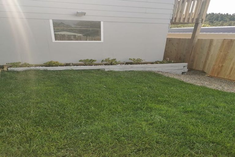 Photo of property in 28 Vandeleur Avenue, Birkdale, Auckland, 0626