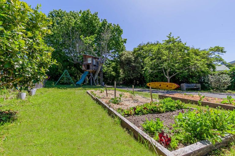 Photo of property in 56a Rototai Road, Takaka, 7110