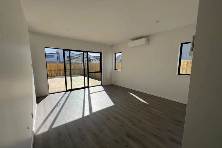 Photo of property in 45 Kairakau Street, Papakura, 2110