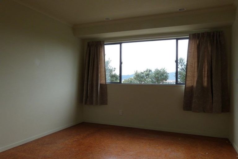 Photo of property in 3 Curlew Place, One Tree Point, 0118