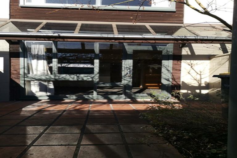 Photo of property in 2/18 Cox Street, Merivale, Christchurch, 8014