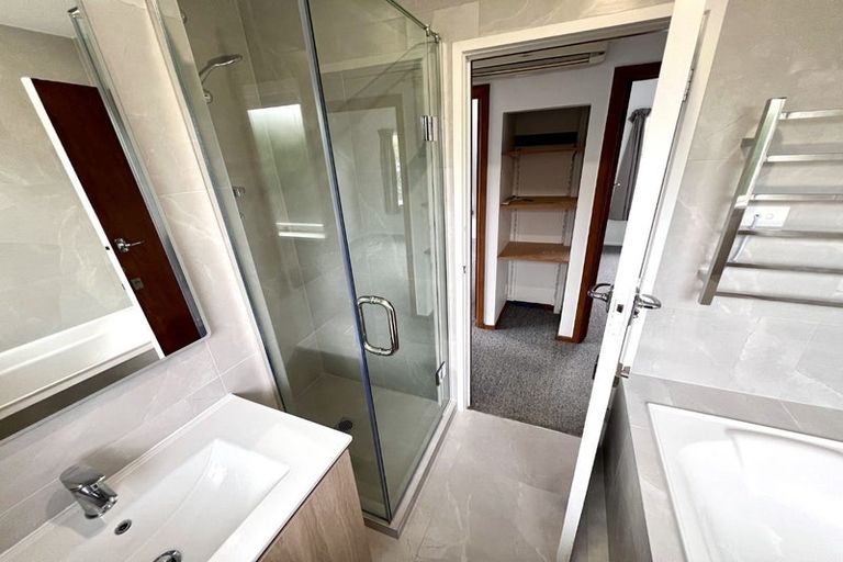 Photo of property in 34 Levesque Street, Birkdale, Auckland, 0626