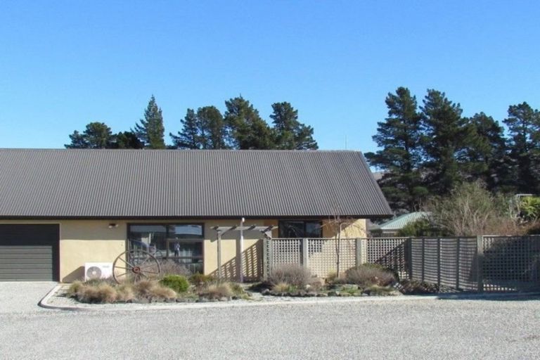 Photo of property in 33f Barry Avenue, Cromwell, 9310