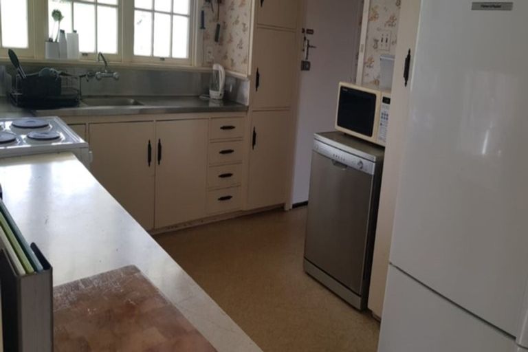 Photo of property in 4 Pukerangi Crescent, Ellerslie, Auckland, 1051