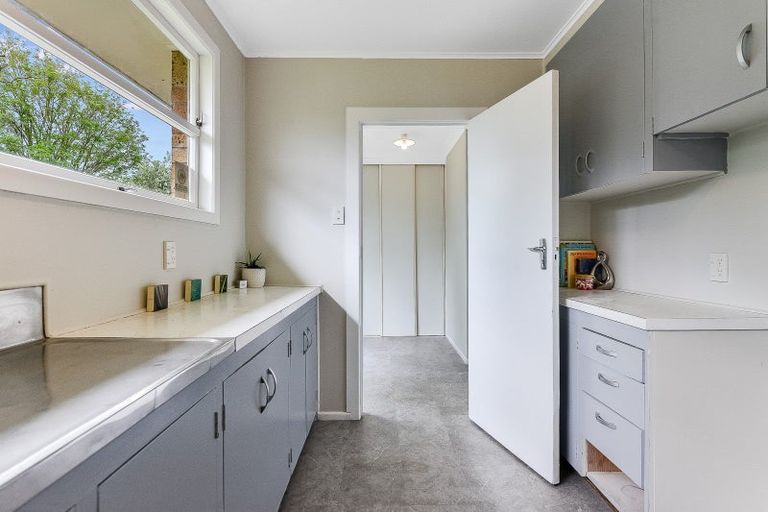 Photo of property in 18b Kingsway Crescent, Forest Lake, Hamilton, 3200