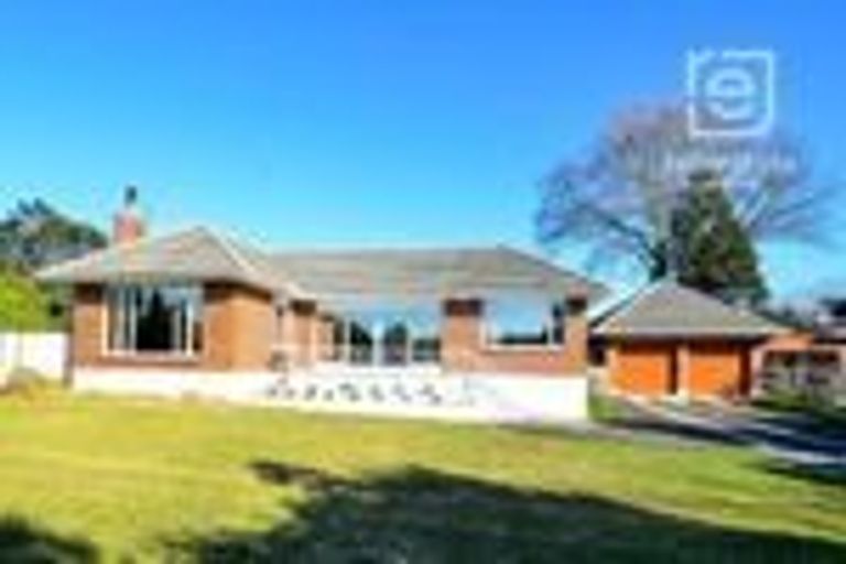 Photo of property in 405 Main Road, Huapai, Kumeu, 0810