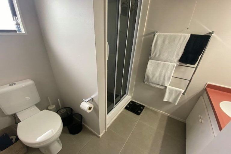 Photo of property in 4 Gates Road, Waikanae Beach, Waikanae, 5036