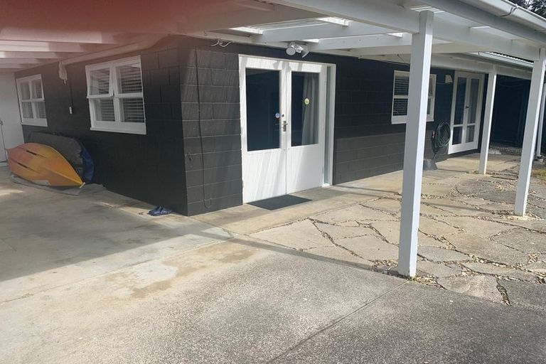 Photo of property in 120a Pah Road, Cockle Bay, Auckland, 2014