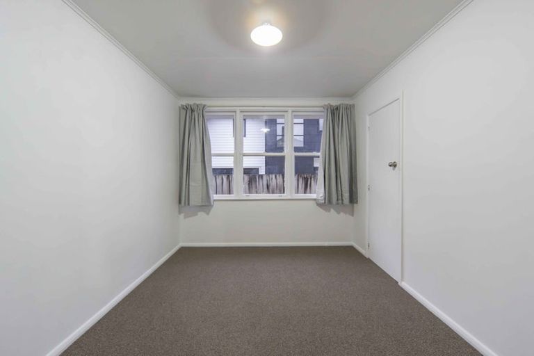 Photo of property in 17 Dowding Street, Melville, Hamilton, 3206