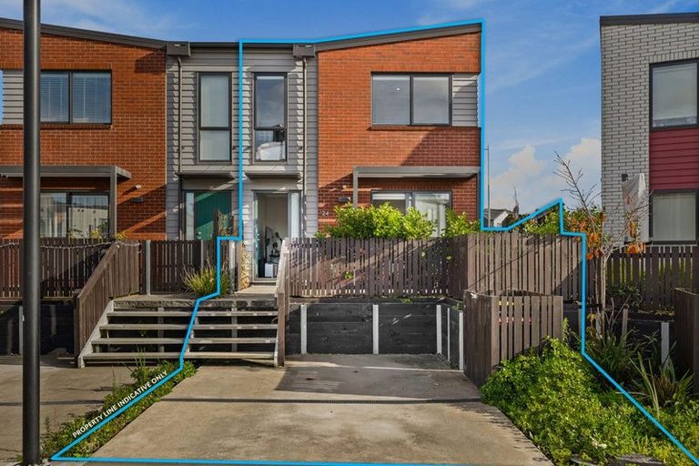 Photo of property in 24 Clark Road, Hobsonville, Auckland, 0616