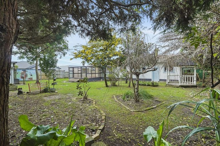 Photo of property in 28 Mount View Road, Melville, Hamilton, 3206