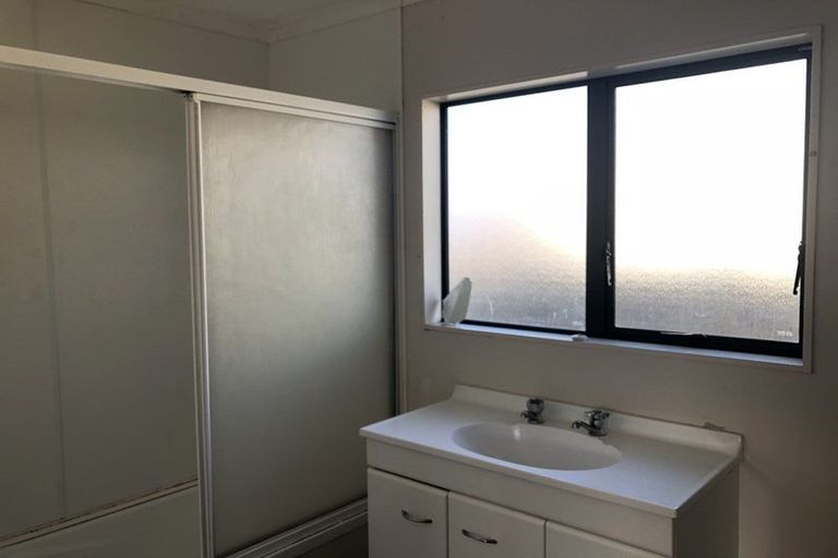 Photo of property in 24 Matai Street, Castlecliff, Whanganui, 4501