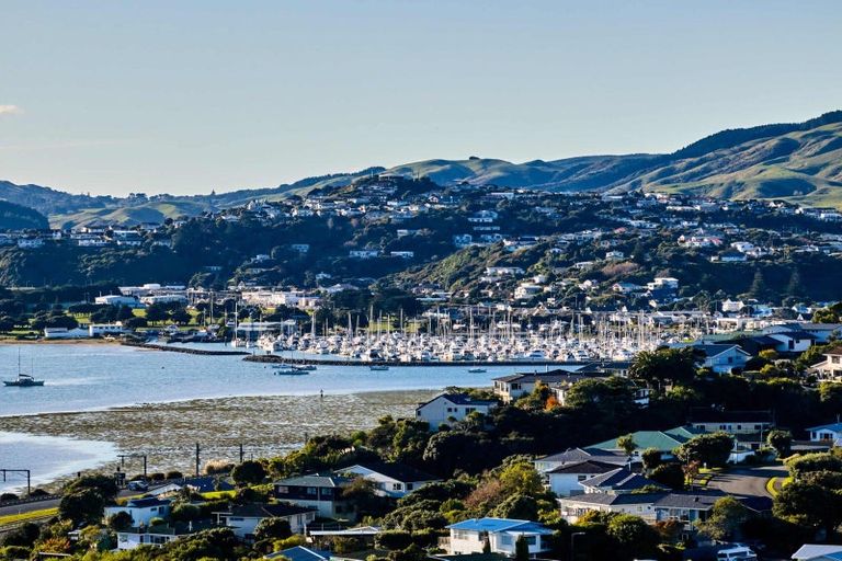 Photo of property in Harbourview, 5 Bowlers Wharf Lane, Papakowhai, Porirua, 5024