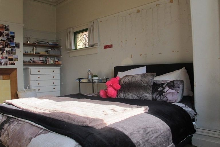 Photo of property in 1 Howe Street, North Dunedin, Dunedin, 9016