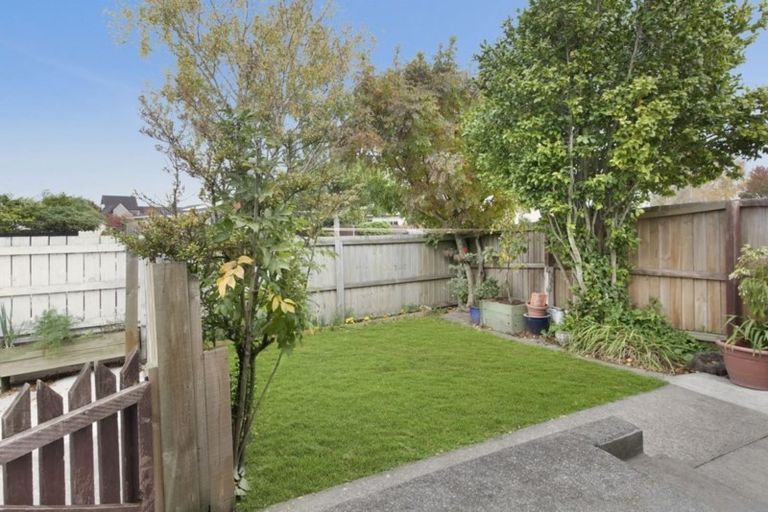 Photo of property in 1/41 Oldwood Street, Bishopdale, Christchurch, 8053