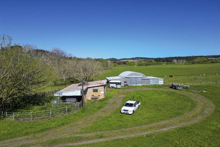 Photo of property in 219 Forestry Road, Waitoki, Kaukapakapa, 0871