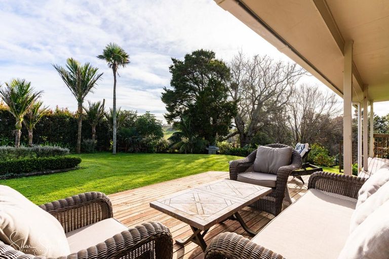 Photo of property in 147 Petley Road, Paparoa, 0571