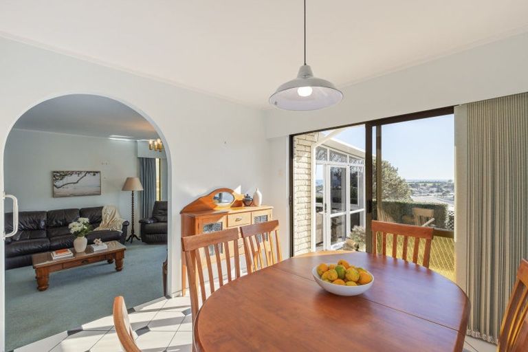 Photo of property in 19 Darwin Crescent, Spotswood, New Plymouth, 4310