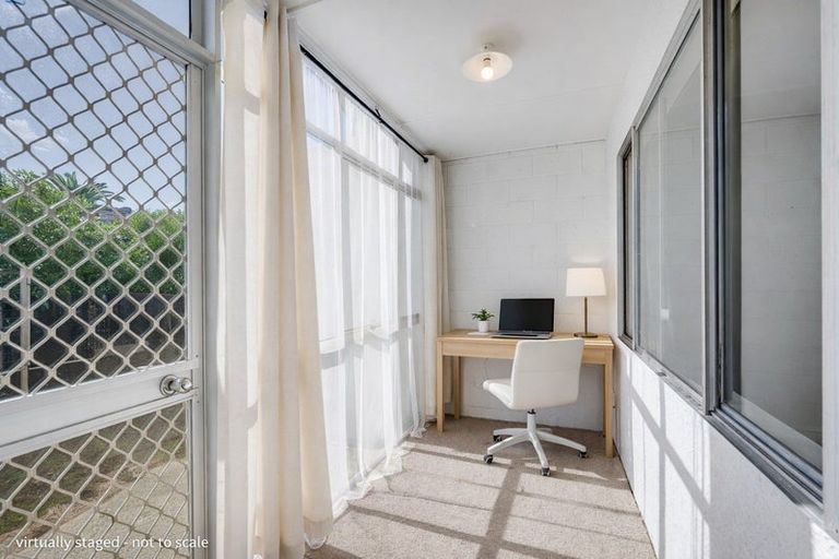 Photo of property in 2/166 Gloucester Street, Taradale, Napier, 4112