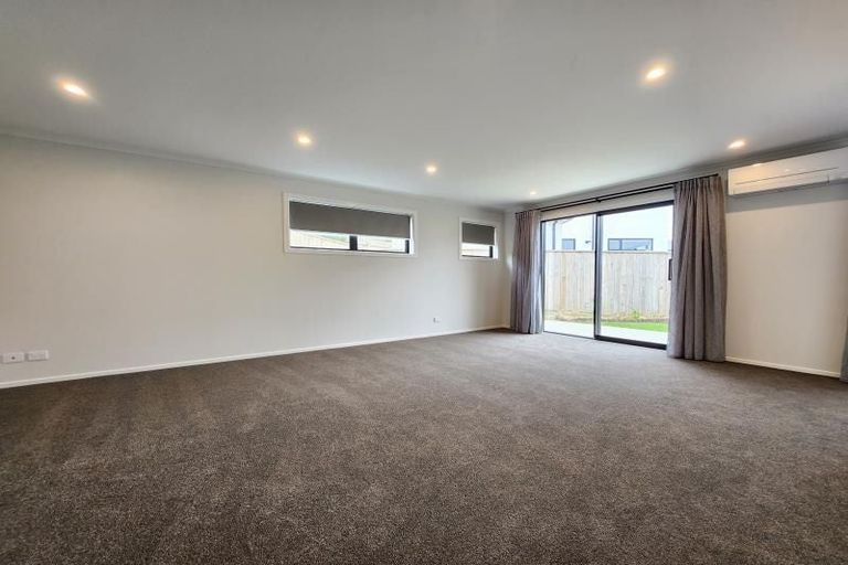 Photo of property in 30a Ken Douglas Drive, Aotea, Porirua, 5024