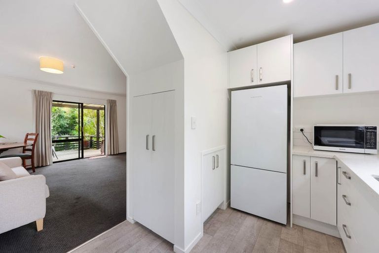 Photo of property in 4 Millen Place, Clarks Beach, 2122