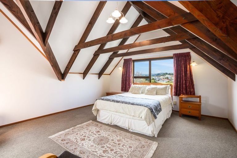 Photo of property in 34 Albatross Close, Whitby, Porirua, 5024