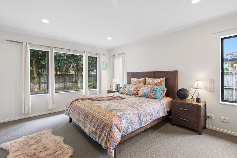 Photo of property in 89 Summerland Drive, Henderson, Auckland, 0612