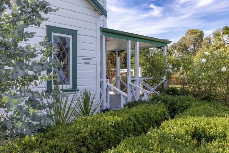 Photo of property in Dippers Halll, 28 Bell Street, Otane, 4202