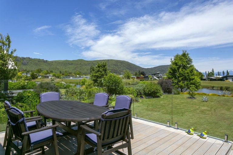 Photo of property in 11 Pukeko Way, Kinloch, Taupo, 3377