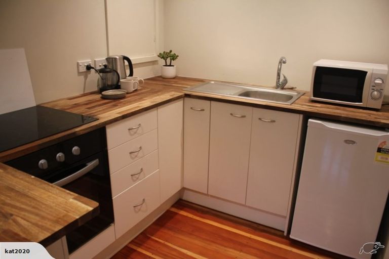 Photo of property in 4 Travers Street, Vogeltown, Wellington, 6021