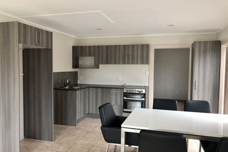 Photo of property in 6 Top Road, Dairy Flat, Albany, 0792