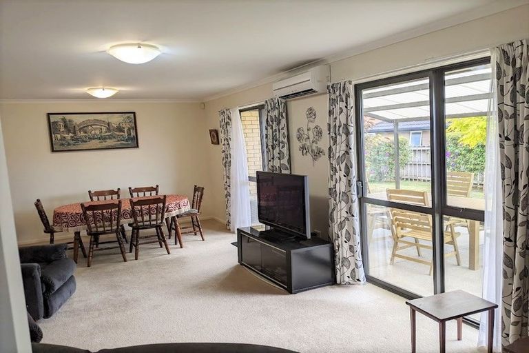 Photo of property in 5 Mooring Close, Haruru, 0204