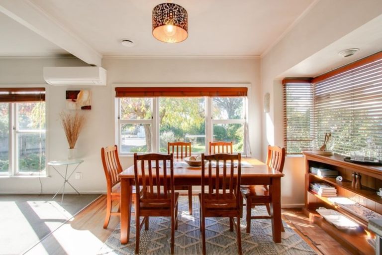 Photo of property in 12 Henderson Crescent, Onekawa, Napier, 4110