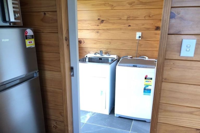 Photo of property in 264 State Highway 16, Kumeu, 0892