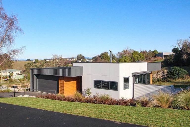 Photo of property in 64 Derwent Street, Oamaru North, Oamaru, 9400