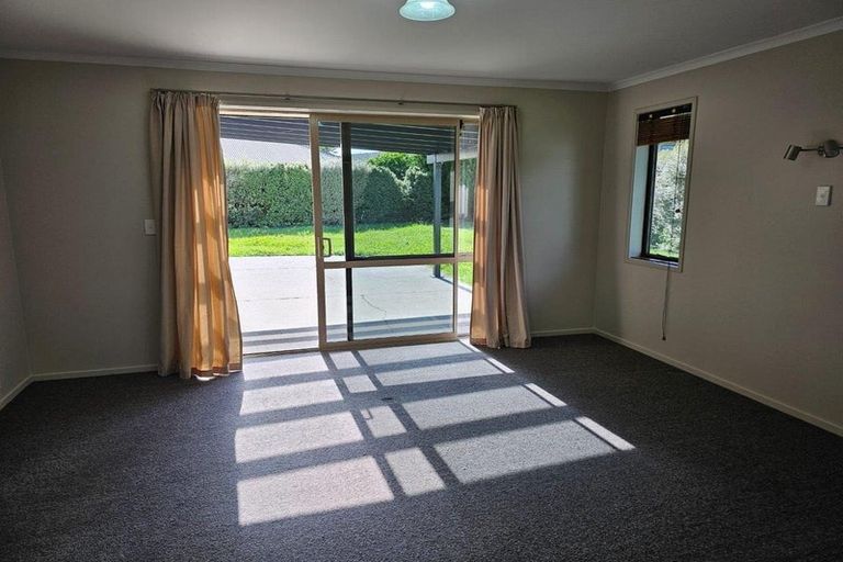 Photo of property in 85 Saint James Drive, Huntington, Hamilton, 3210