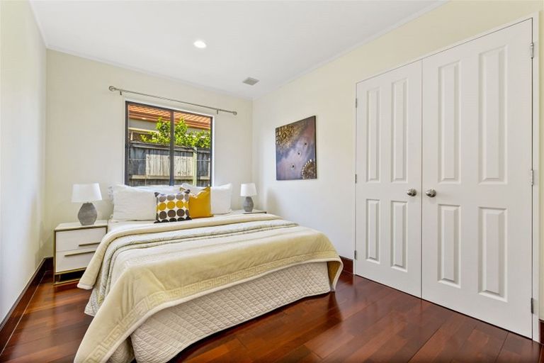 Photo of property in 4/17 Neta Grove, Henderson, Auckland, 0612