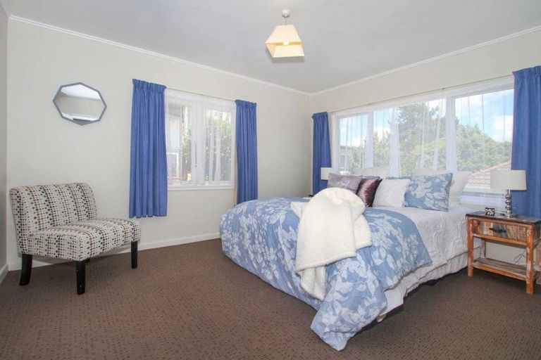 Photo of property in 187a Edmonton Road, Te Atatu South, Auckland, 0610