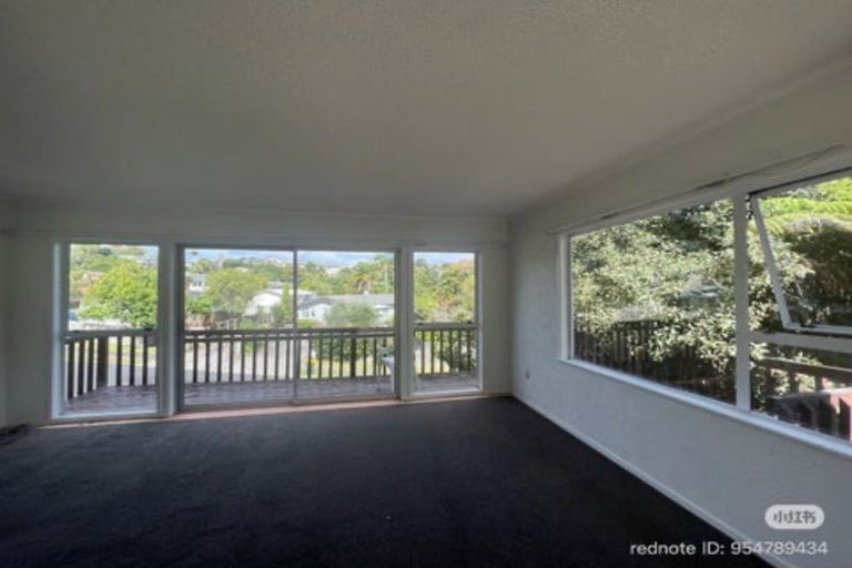 Photo of property in 13 Robbies Road, Shelly Park, Auckland, 2014