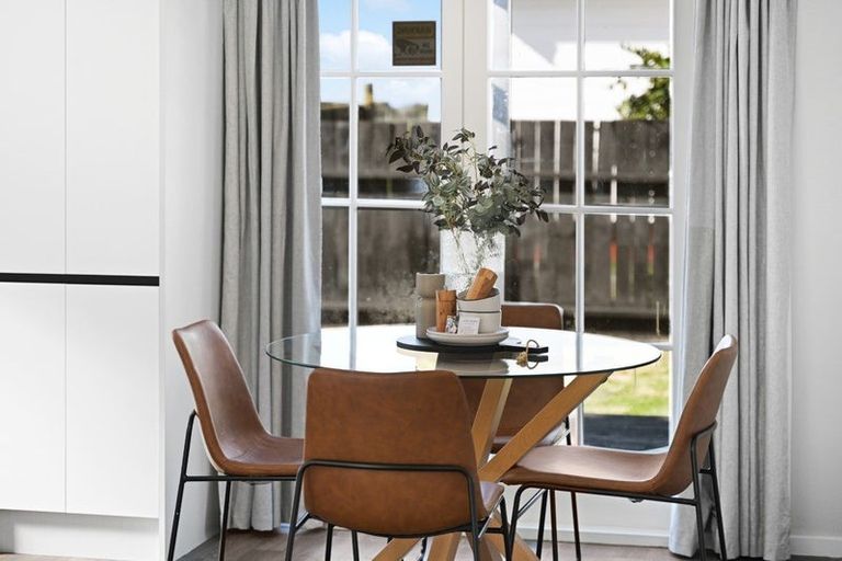 Photo of property in 15 Reeves Close, Fairview Downs, Hamilton, 3214