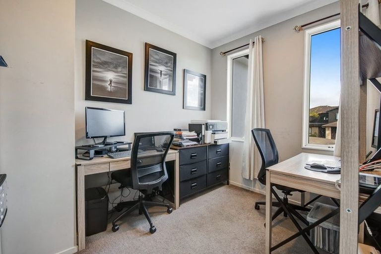 Photo of property in 12 Tekapo Rise, Fairview Heights, Auckland, 0632