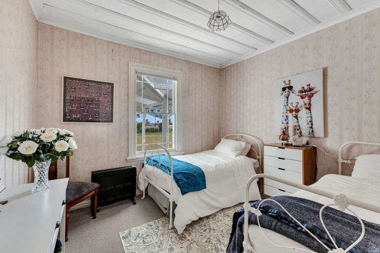 Photo of property in 208 Ngatimaru Road, Tikorangi, Waitara, 4383