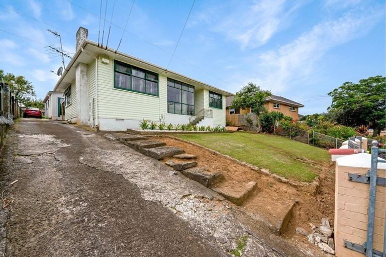 Photo of property in 92 Fisher Crescent, Otara, Auckland, 2023