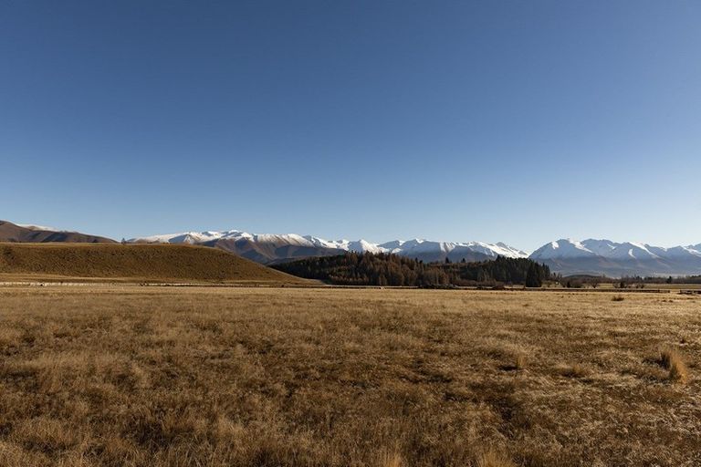 Photo of property in 5 Cameron Place, Ben Ohau, Twizel, 7999