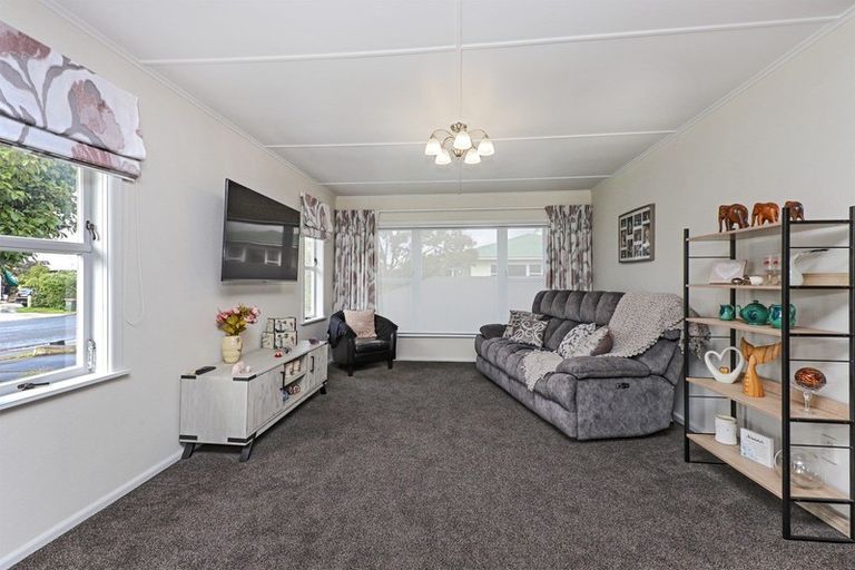 Photo of property in 44 Clarence Cox Crescent, Pirimai, Napier, 4112