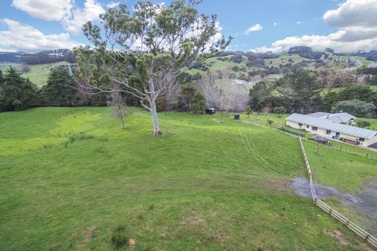 Photo of property in 1815 Kaipara Coast Highway, Kaukapakapa, Warkworth, 0984