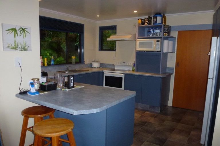 Photo of property in 30 Stanton Crescent, Karoro, Greymouth, 7805