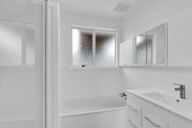 Photo of property in 50 Sole Avenue, Bell Block, New Plymouth, 4312