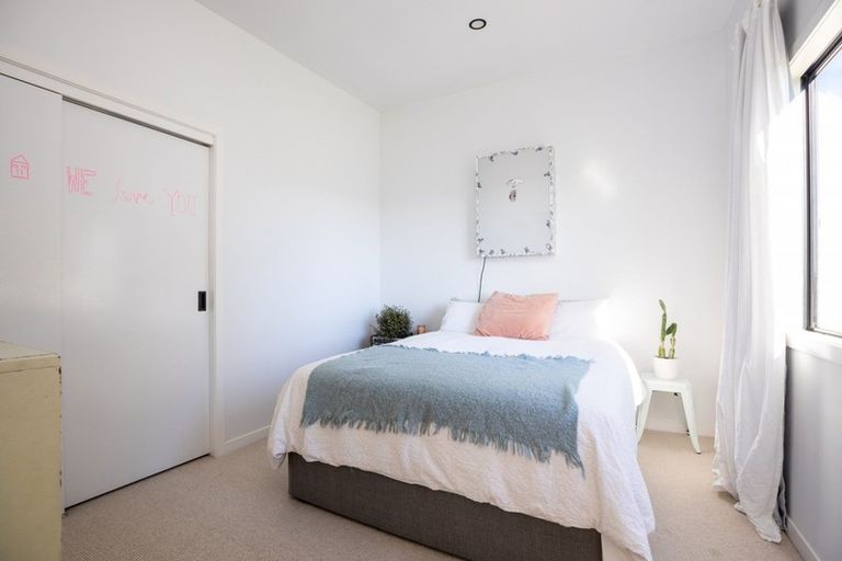 Photo of property in 22b Saint Ives Grove, Whalers Gate, New Plymouth, 4310