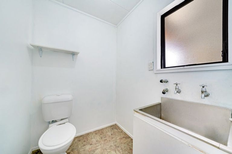 Photo of property in 90 Te Irirangi Drive, Clover Park, Auckland, 2019